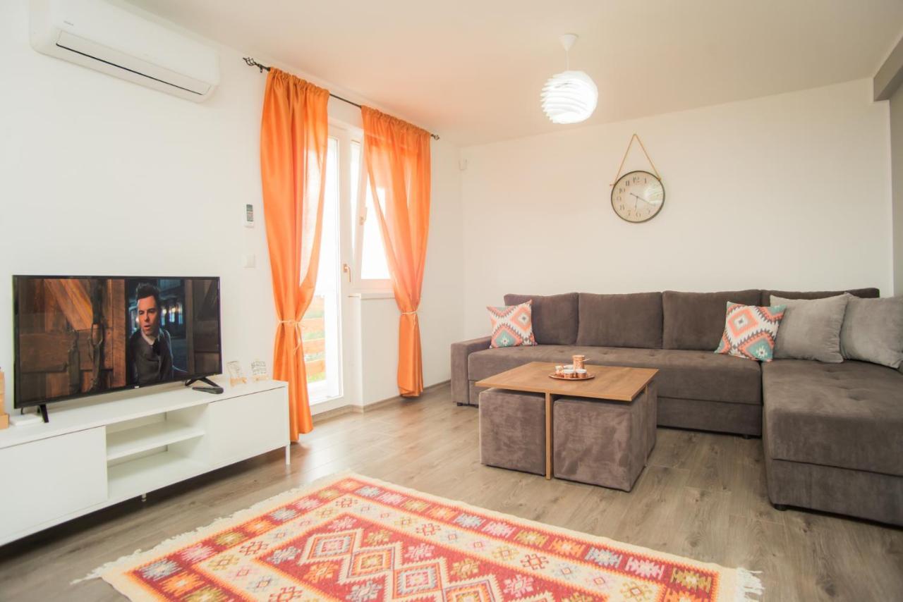 GardenLux Sarajevo Villa Buitenkant foto