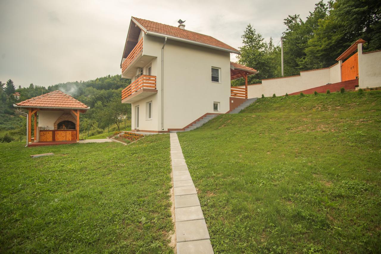 GardenLux Sarajevo Villa Buitenkant foto